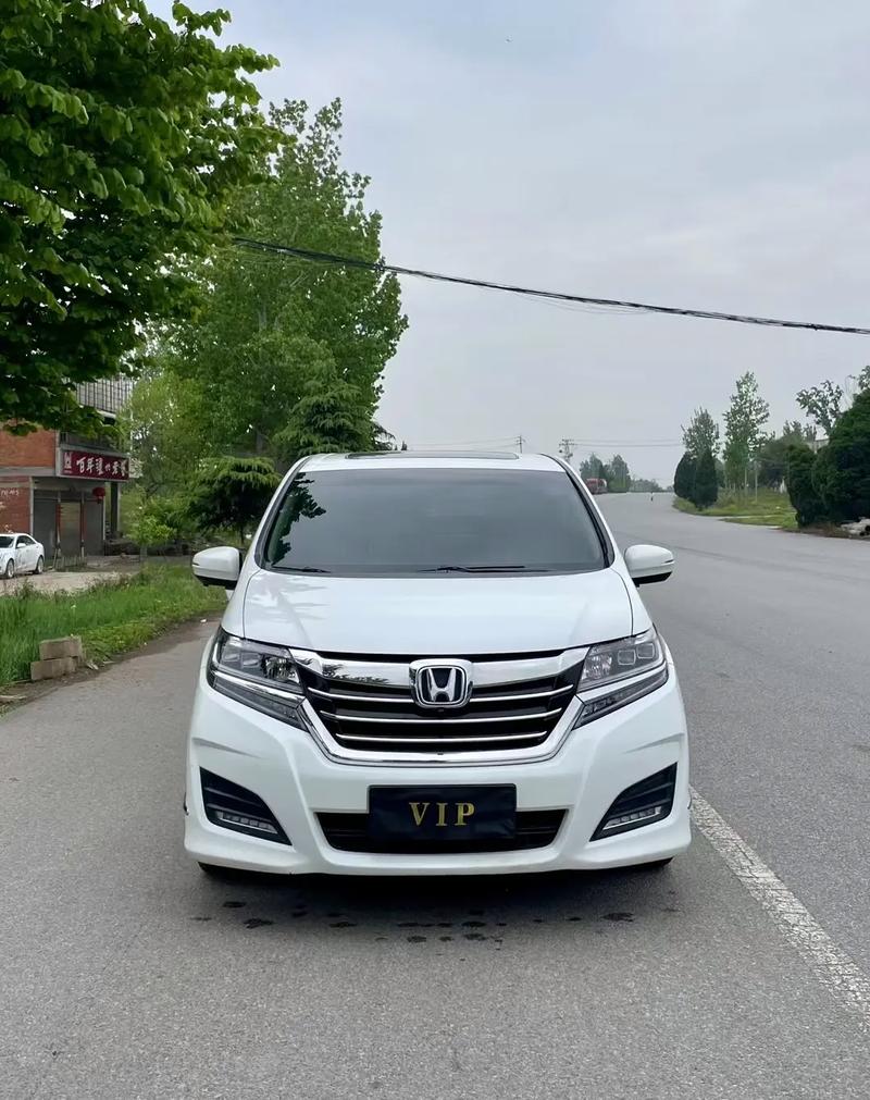 本田艾力绅商务车七座(本田艾力绅7座汽车)