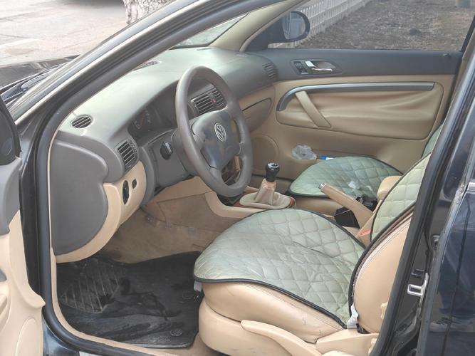 07年帕萨特领驭能卖多少钱 07年帕萨特领驭20二手车多少能买