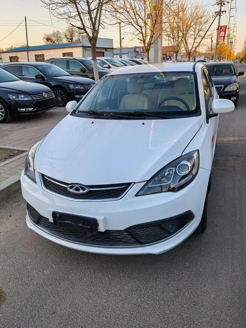 14年奇瑞风云2新车价格／14年奇瑞风云2的配置和价格