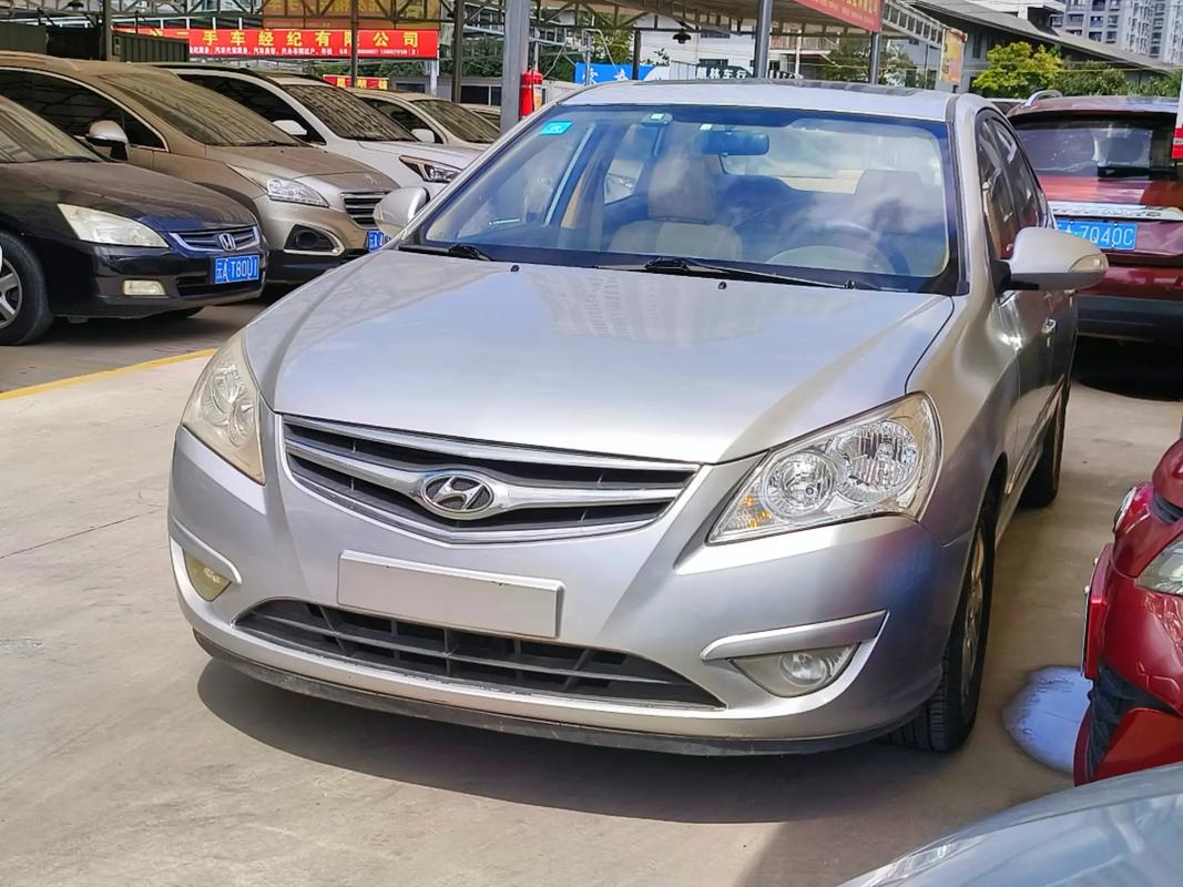 2009款现代悦动 2009款现代悦动是国几