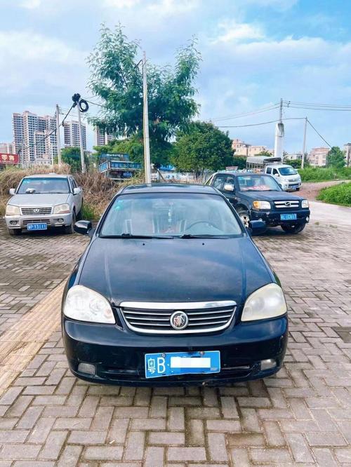 06款别克凯越两厢车/06年别克凯越两厢